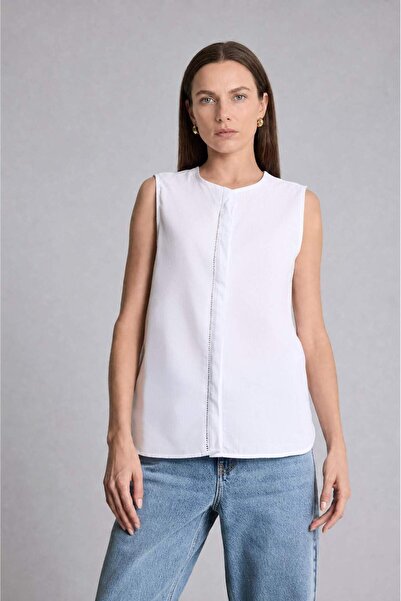 DeFacto Regular Fit Crew Neck Flared Cotton Sleeveless White Blouse E8482Ax26Hs