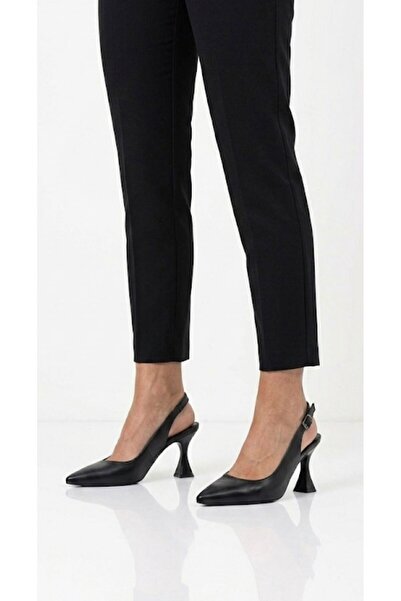 Tokalı Slinback Stiletto