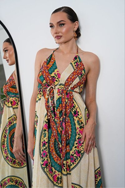 Lady Pixie Ethnic Patterned Backless Slit Long Dress