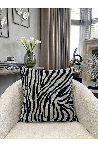 Brillant Zebra Desenli Kadife Kırlent Kılıfı (45x45)