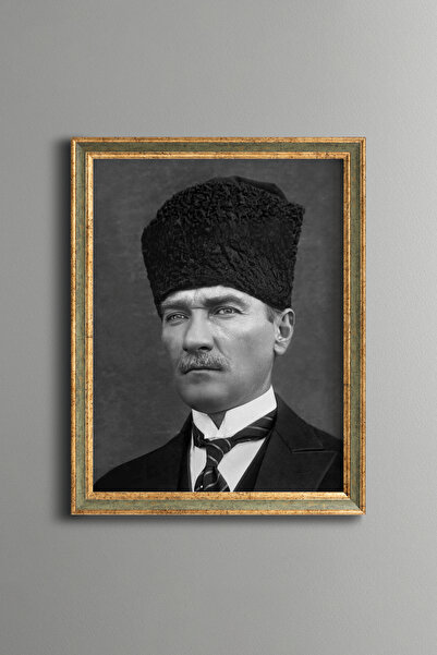 epiqart Ataturk - Vintage Patterned Painting - Fine Model