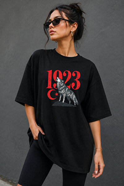 Impress 1923 Wolf and Crescent Printed Oversize T-Shirt, Very Wide Fit Loose ...