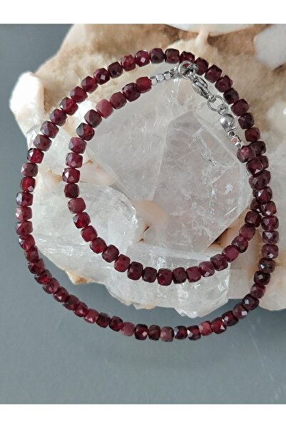 Doğaltaş Garnet ( Lâl ) Taşı İnce Kolye