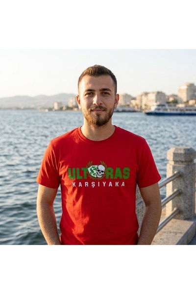 SARI Ultras Versus Bicycle Collar T-Shirt
