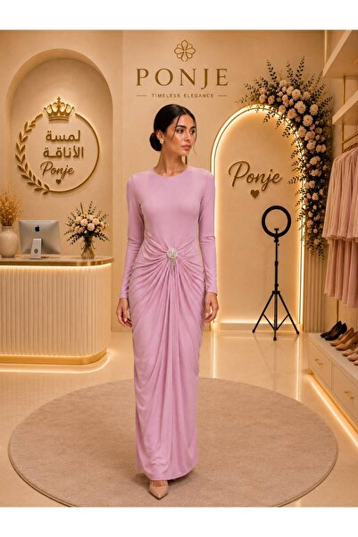 genric Dress That Embodies Elegance