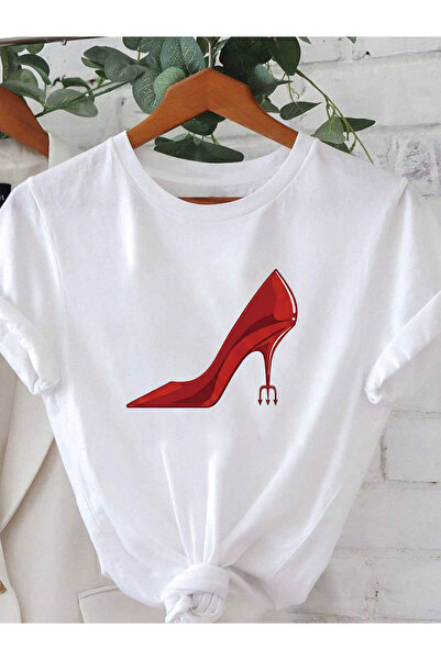 212Wear تي شيرت نسائي بتصميم شيطاني أحمر بكعب عالٍ - قميص رائع مناسب للربيع و...