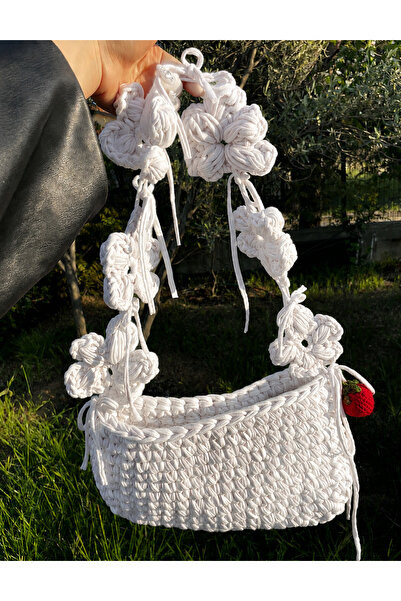 Eranura Mysey Handmade Knitted Flower White Women's Shoulder Bag
