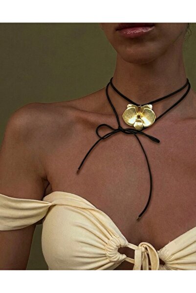 pop up store Gold Color Black String Flower Necklace