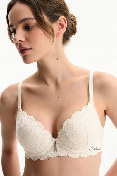 Sabase Belvü Lace Double Padded Supported Underwire Ear-Shaped Fully Padded L...