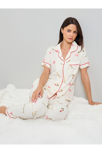 Take Two By Styli Off White Floral Print Shirt And Pyjama Set