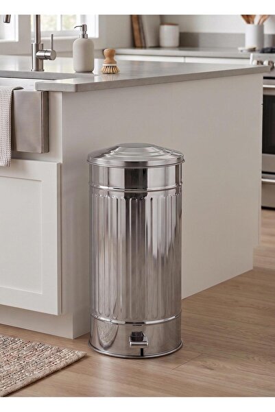 The Mia Trash Can Chrome 24 Lt