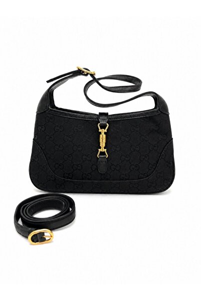 silora Classic Shoulder Bag with an Iconic Luxury Design
