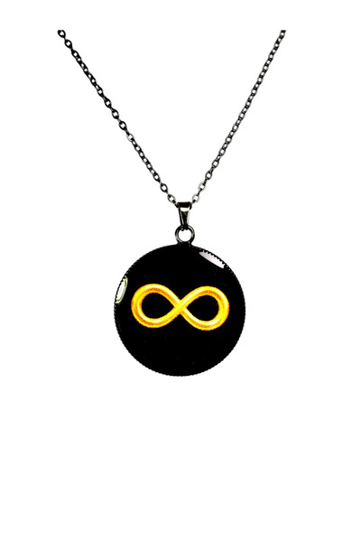 Oxolux, Lavinia Το κολιέ Nexus Knot, σε συσκευασία δώρου, με αντιθετικό σχέδι...