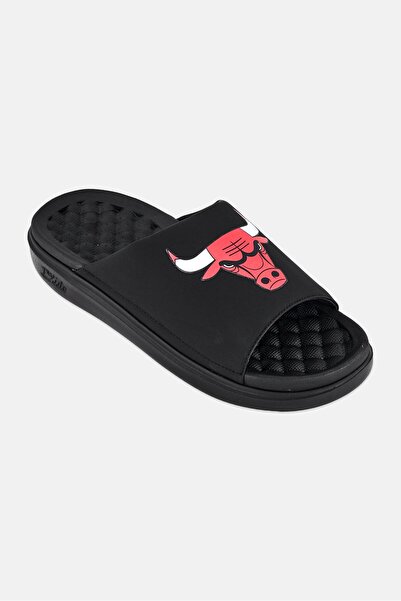 iSlide Men Chicago Bulls Primary Logo Slip On Slides, Black