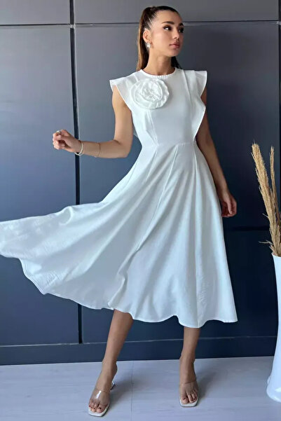Aryena Rose Detailed Midi Dress with Flounces on the Shoulders