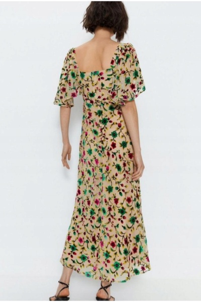 NO BRAND Rochie Maxi Florală Catifea Model Colorat Nuanță Nude Warehouse 40