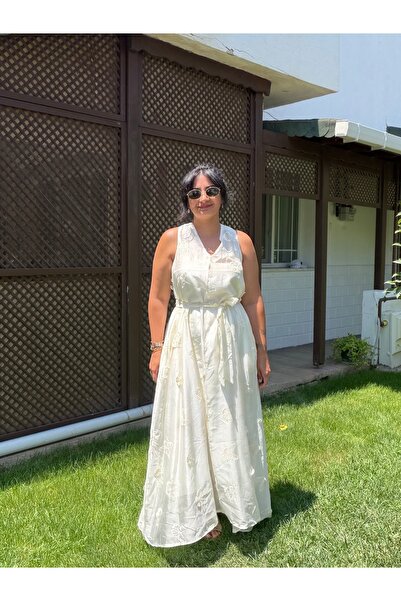 bussrabutik Butterfly Motif Design Maxi Dress