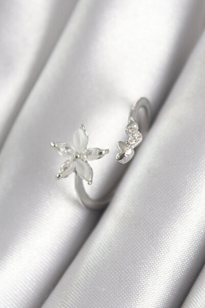 Mega Bazaar Brass Silver Color Zircon Stone Flower Model Heart Detail Women's...