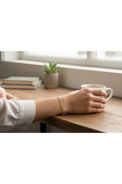 La sauvagine Gold Snake Chain Women's Bracelet – Stainless Steel Herringbone Elegant Bracelet