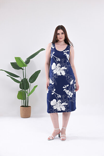 Kadın Lacivert Beyaz Floral Desenli Büyük Beden Kolsuz Elbise