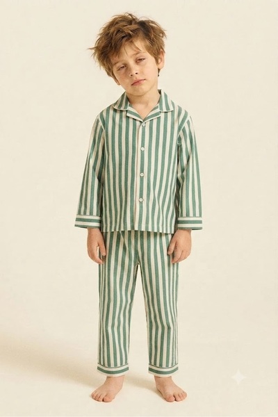 Erkek Çocuk Yazlık Pijama Takımı Yeşil Çizgili Pijama Alt Üst Takım Set + Çanta Hediyeli