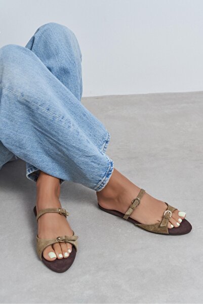NİŞANTAŞI SHOES Calina Rome Bej Süet Çift Tokalı Düz Taban Kadın Terlik