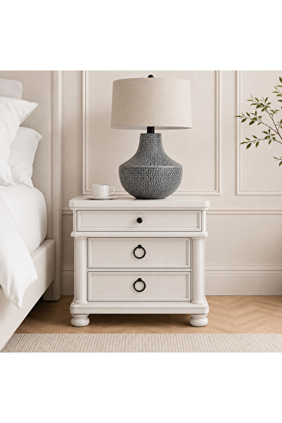 Ashley Furniture طاولة جانبية بثلاثة أدراج من تشادوورث
