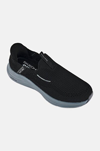 SKECHERS حذاء المشي سهل الارتداء للرجال من فولان، أسود