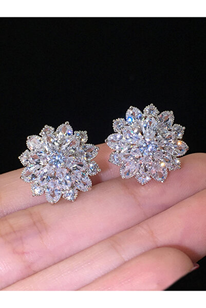 Take Two By Styli Studded Floral Earrings