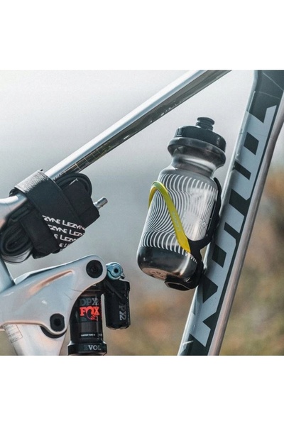 NO BRAND Lezyne Matrix Team Cage – Suport pentru bidon din material compozit,...