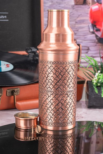 DMT COPPER HOME Handmade Copper Water Bottle 850 ml |   Inside Is Tin |   Copper Flask |   Traditional Handmade Water Bottle