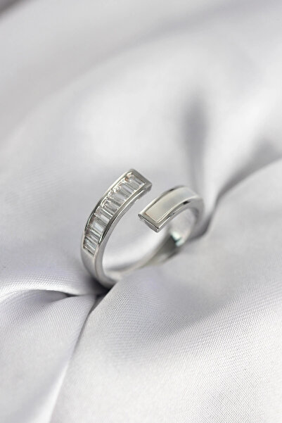 SORA GROUP Silver Color Pearlescent Baguette Zircon Stone Women's Ring