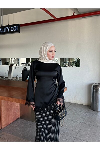 Lour COLLECTİON Kadın Saten Kumaş Dantelli Bluz