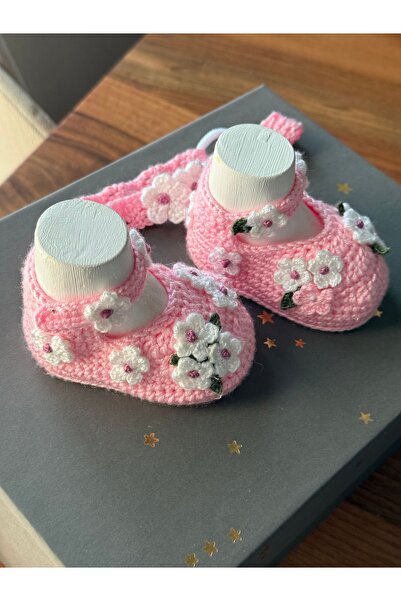 nimetabla 0-3 Months Hand Knitted Baby Booties