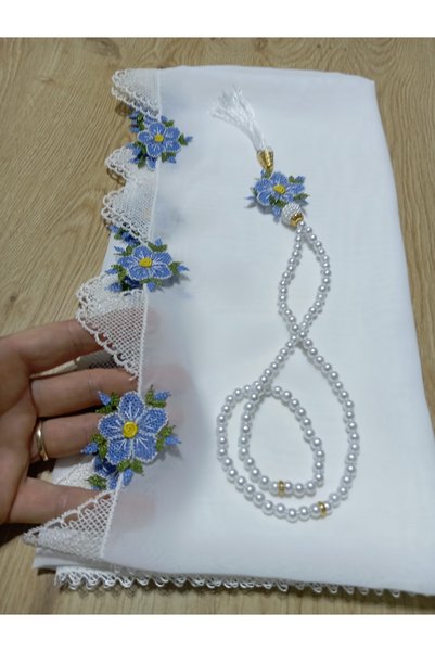 NUMİSTORE Needle-Embroidered White Color Prayer Mat with Prayer Beads