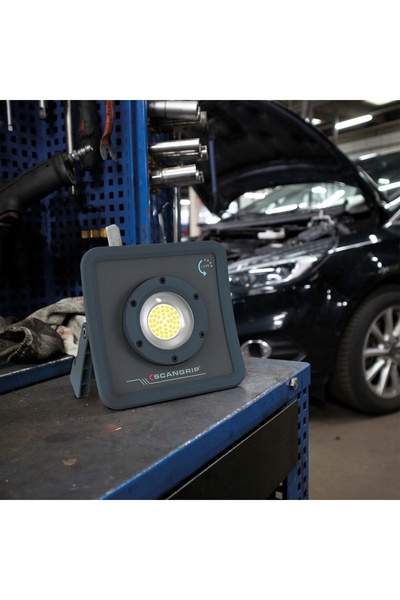 SCANGRİP Lampă de lucru reîncărcabilă cu reflector NOVA R 03.6201 2000 lumeni