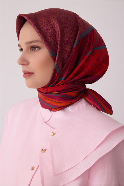 Belli Kırmızı Turuncu Geometrik Desen %100 Twill İpek Eşarp 4423-81