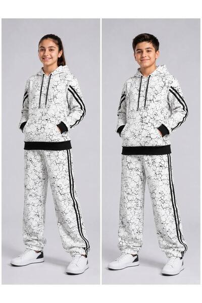 çocuk kapuşonlu eşofman takımı unisex alt üst takım tek takım halinde satılmaktadır