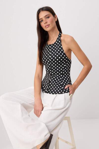 Trendyol Collection Black Polka Dot Fitted Halter Neck Sleeveless Soft Knitte...