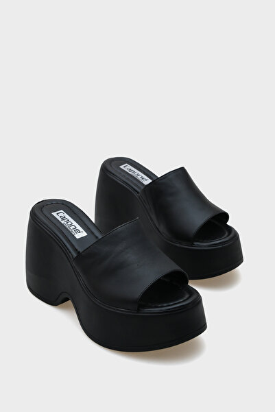 Capone Outfitters Γυναικείες παντόφλες Lena High Wedge Heel