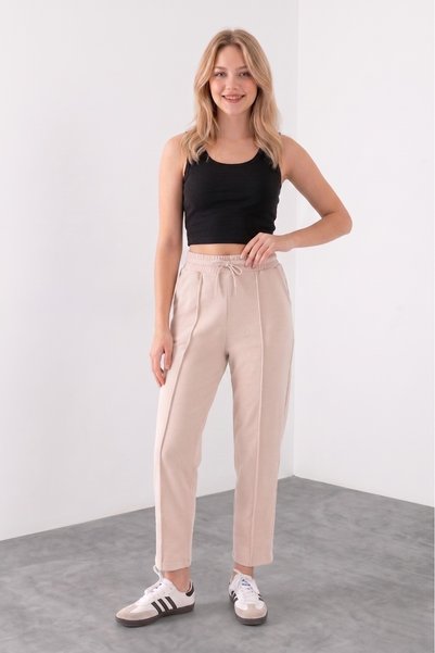 RuyaMood Women's Beige Modal Fabric Balloon Model Front Ribbed Comfortable Fit Trousers