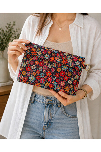 By Selen Suyolcu Clutch Model Çok Amaçlı Astarlı Makyaj & Seyahat Çantası