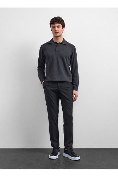 Back And Bond Navy Blue Relaxed Fit Polo Collar Knit Sweater