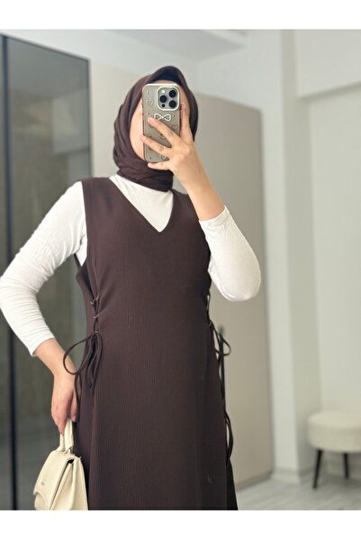 Ediva wears Rib Dokuma Jile