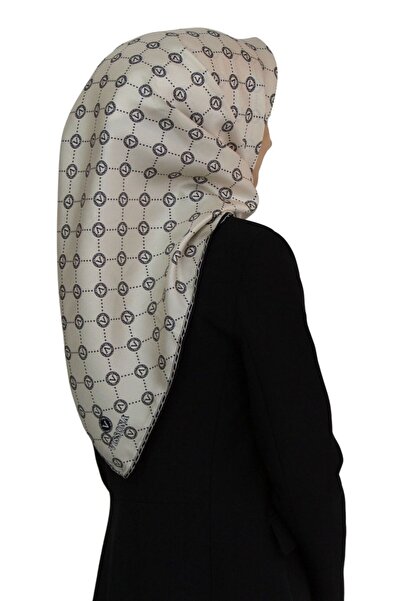Vissona %100 Twill İpek Monogram Desenli Krem - Siyah Renkli 90x90 Eşarp Diki...
