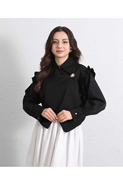 MODA BROŞ DETAYLI FIRFIRLI GÖMLEK