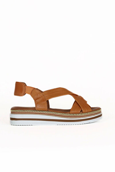 Bueno Shoes Sandale plate de damă din piele maronie 01wq1609
