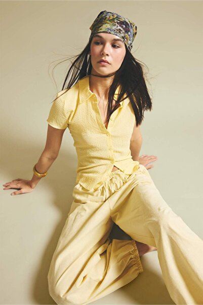 DeFacto Fitted Shirt with Collar and Short Sleeves D4520Ax26Sm