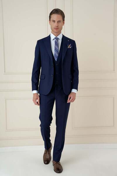 Efor Slim Fit Kırlangıç Yaka Dokulu Lacivert Yelekli Takım Elbise TK 907