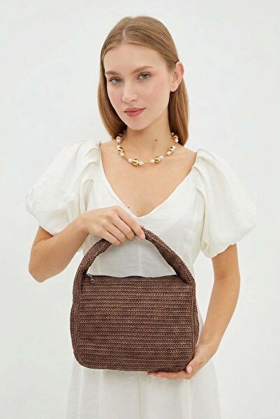 Fulla Moda Zippered Straw Handbag